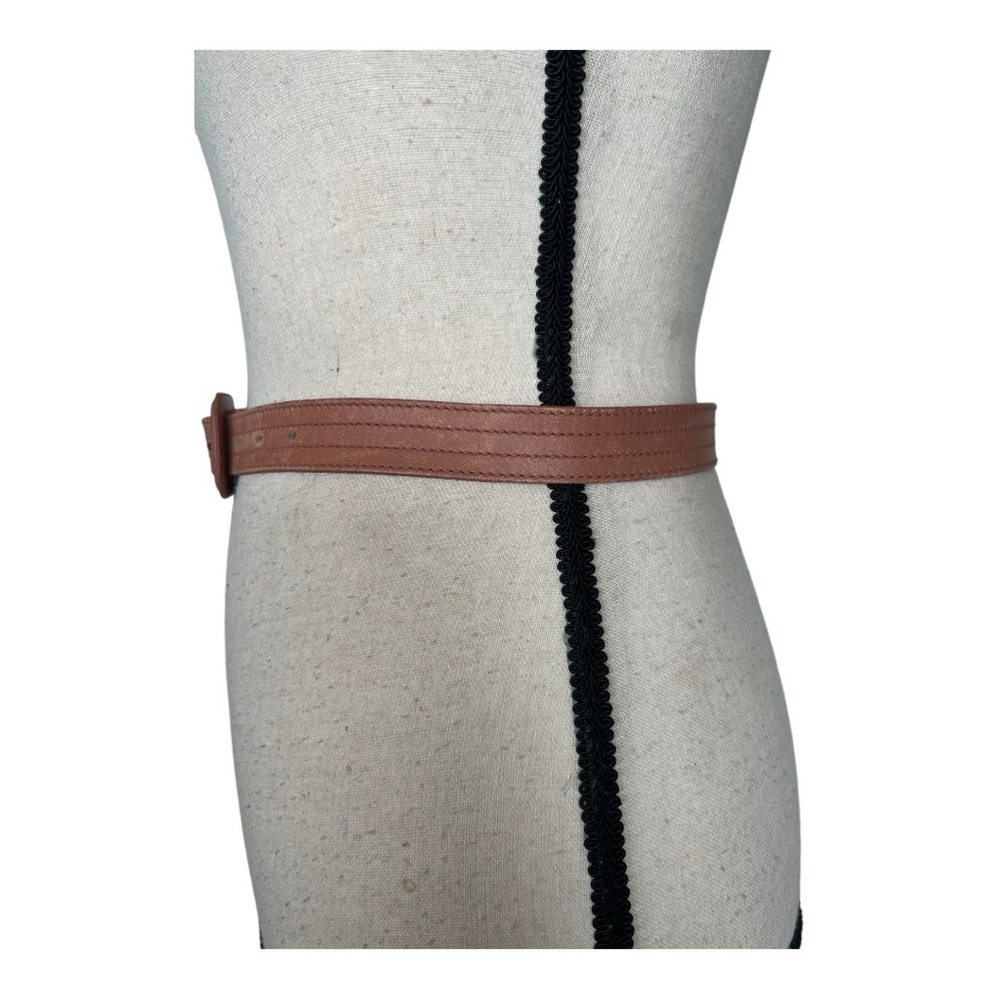 Vintage Brown Leather Belt with Rectangular Buckle and Textured Surface - Picture 4 of 5